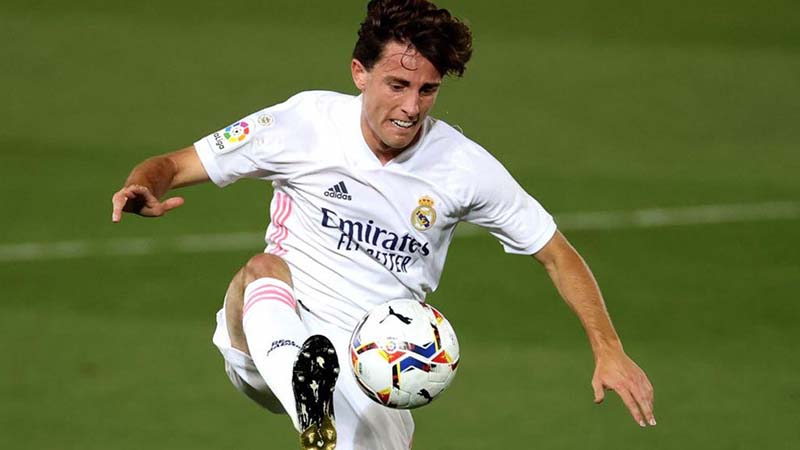 Hậu Vệ Cánh Phải của Real Madrid Álvaro Odriozola