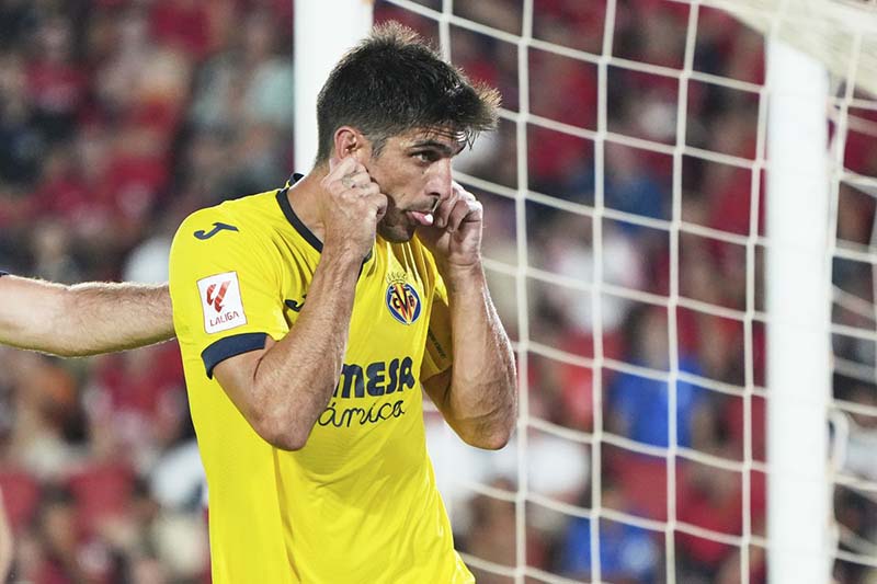 Villarreal cầu thủ Gerard Moreno