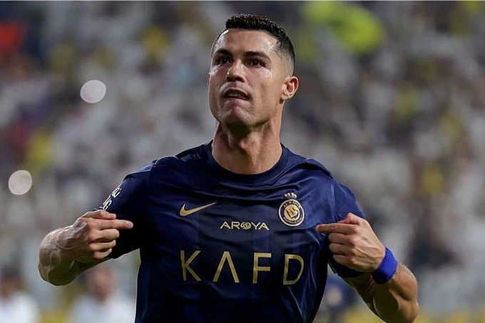 Cristiano Ronaldo đội hiện tại Al Nassr bến đỗ của ngôi sao
