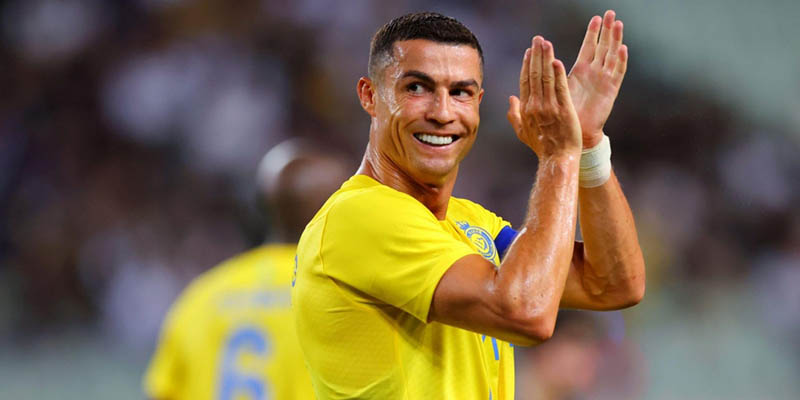 Tiểu Sử Ronaldo - Từ Bờ Biển Nhỏ Đến Đỉnh Cao Bóng Đá