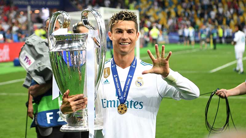 Tiểu Sử Ronaldo chơi tại Real Madrid